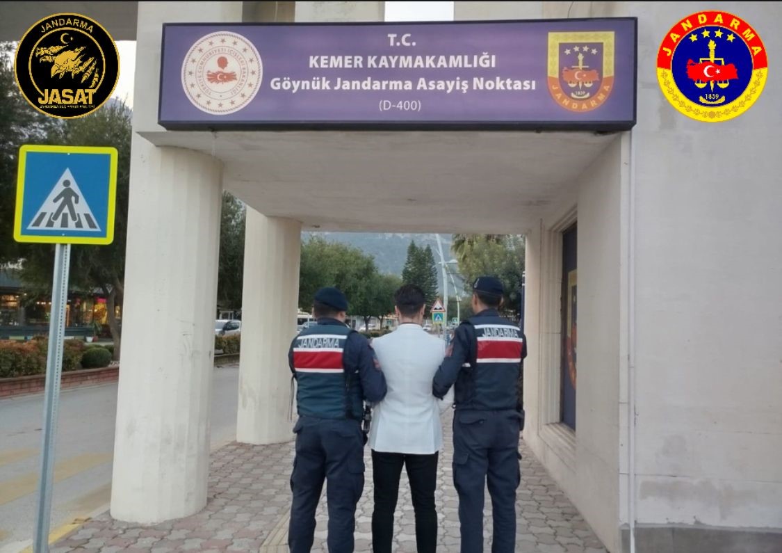 Antalya JASAT son 3 günde 212 aranan şahsı yakaladı