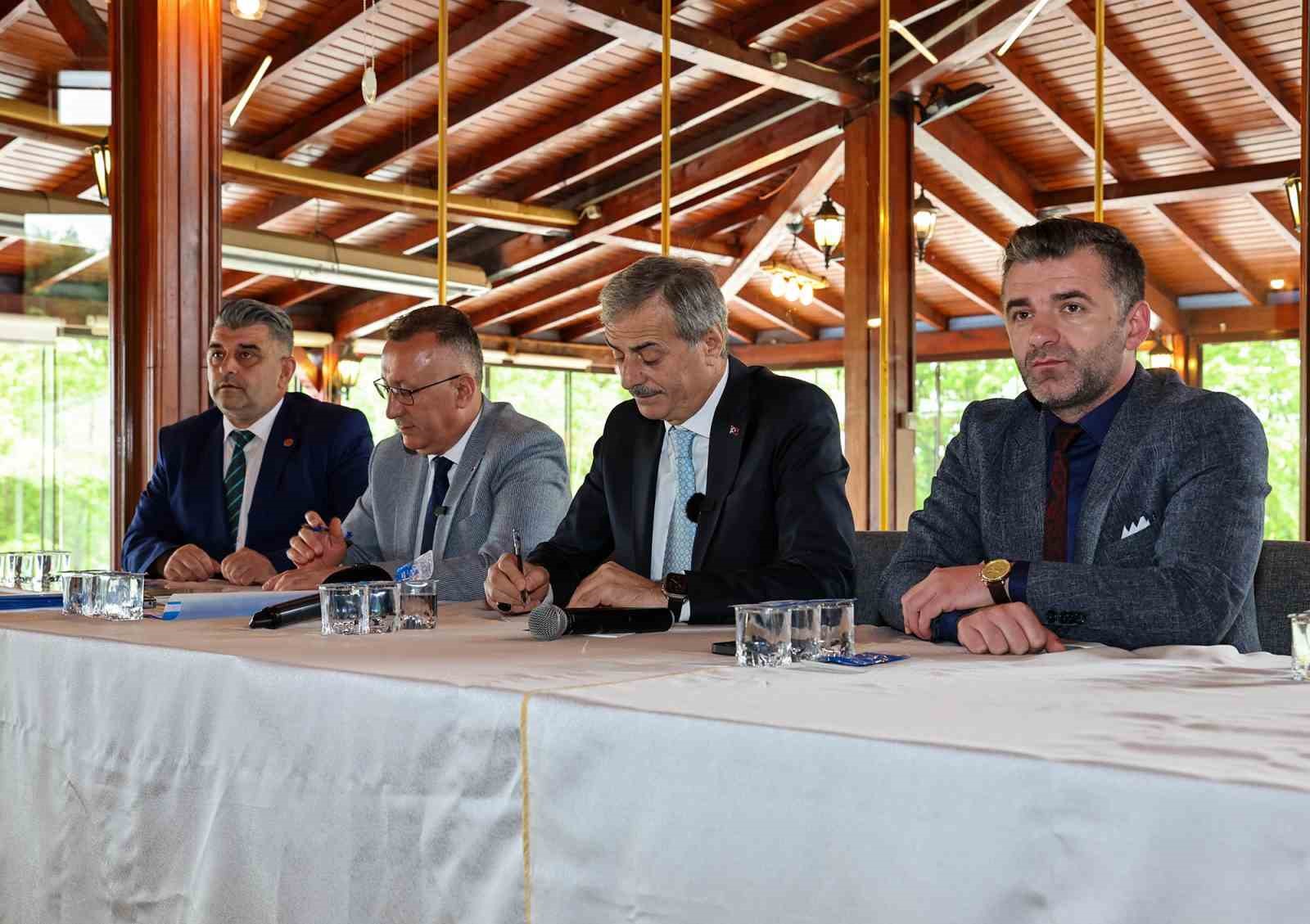 Başkan Alemdar: "Sakarya&rsquo;nın en g&ouml;zde b&ouml;lgesi el ele, gayretle cazibe merkezi olacak"
