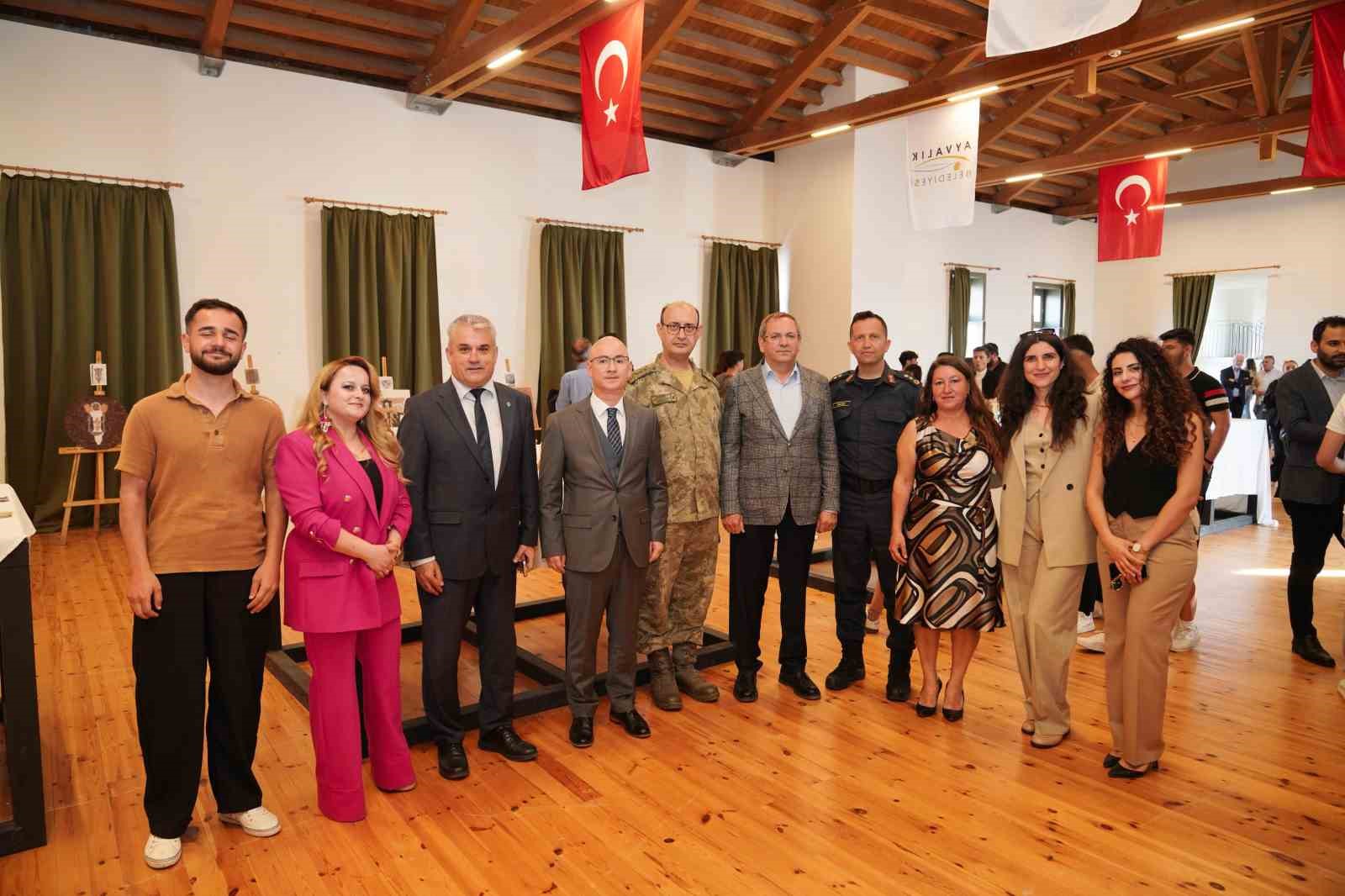 Ayvalık’ın hasat zamanını sergilediler