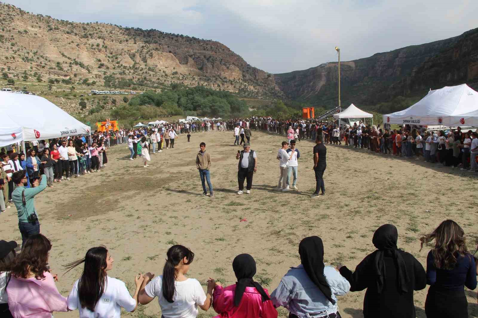 Şırnak’ta "2. Güçlükonak Doğa, Kültür ve Su Sporları Festivali" başladı
