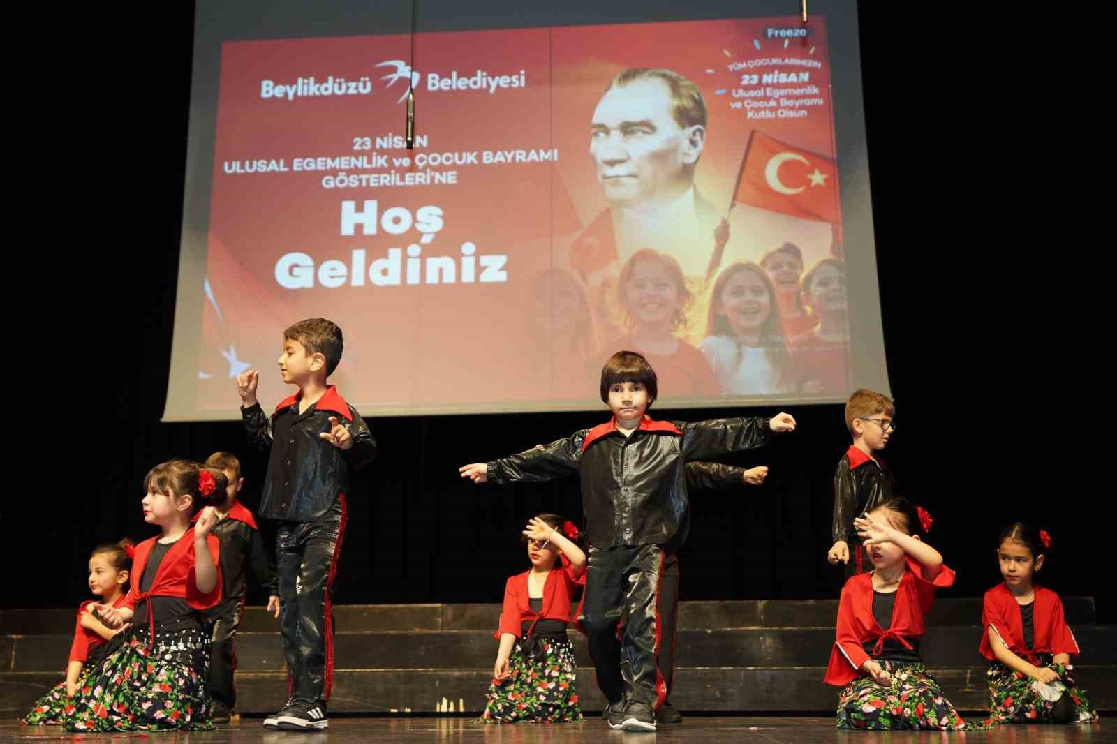 Beylikdüzü’nde 23 Nisan coşkusu devam ediyor