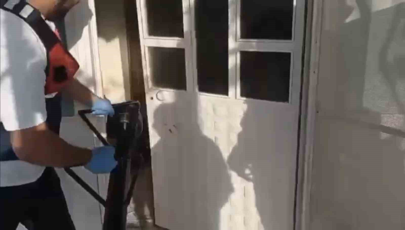 Manisa&rsquo;da &lsquo;&Ccedil;akallar&rsquo; ve &lsquo;Toku&ccedil;lar&rsquo; su&ccedil; &ouml;rg&uuml;tlerine operasyon
