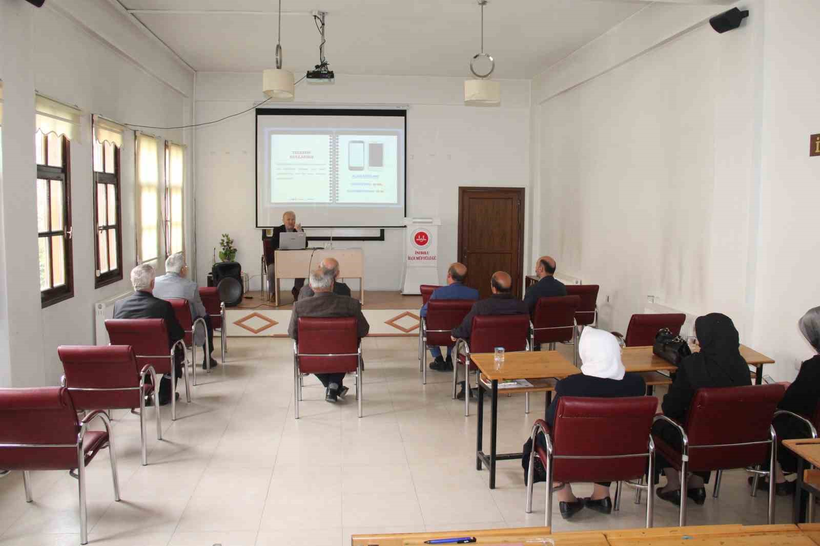 Kastamonu’da hacı adaylarına seminer verildi