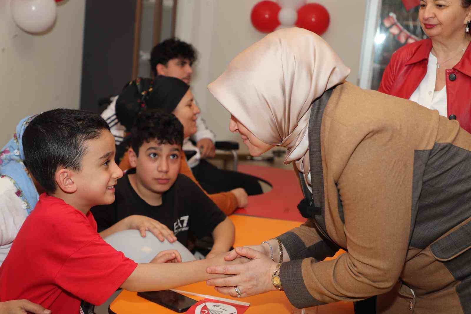 AK Parti Kadın Kollarından 81 ilde 23 Nisan coşkusu