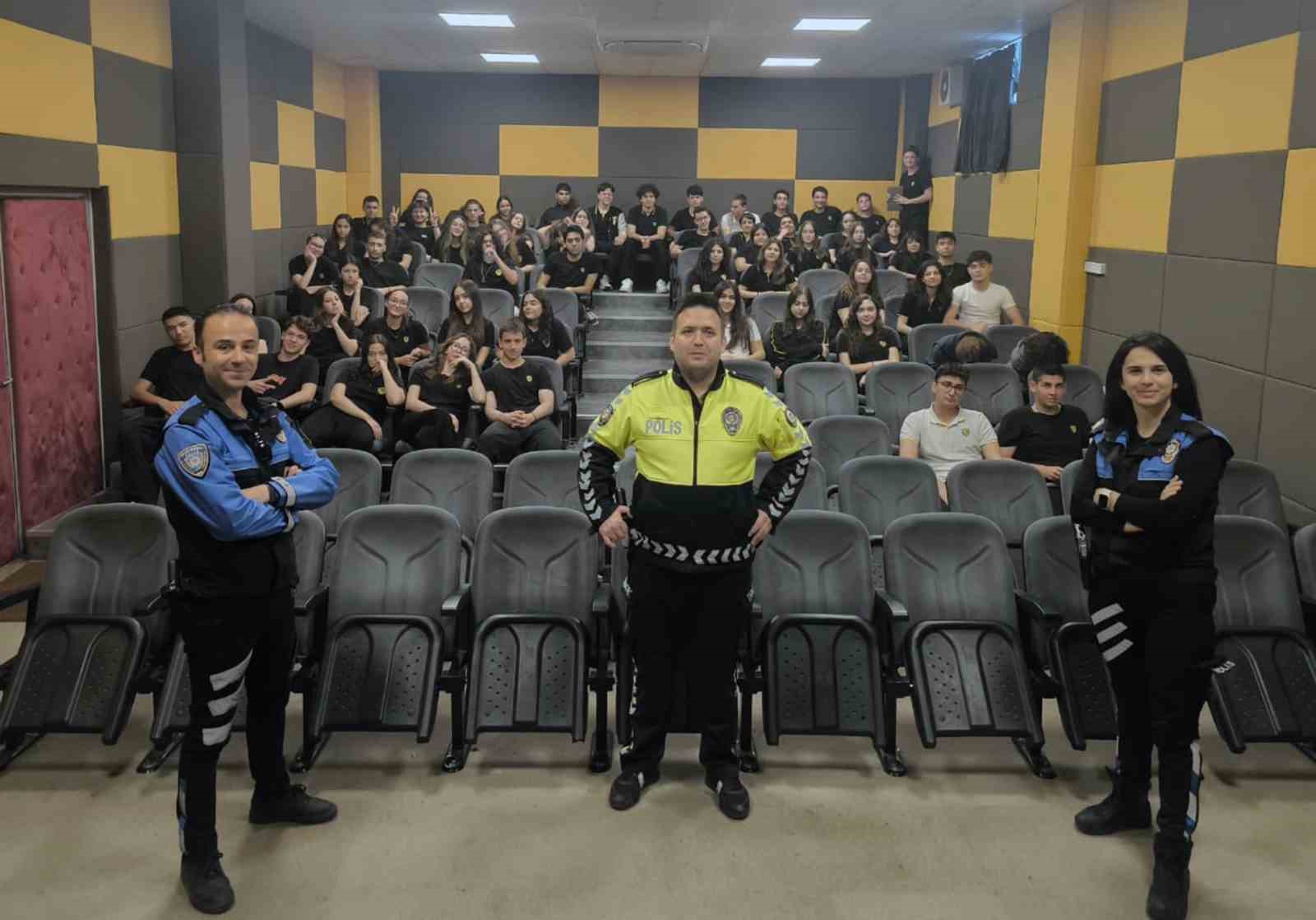 MTK Koleji öğrencilerine trafik ve güvenlik eğitimi