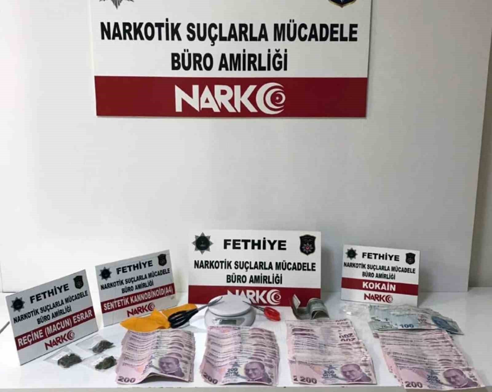 10 uyuşturucu taciri tutuklandı