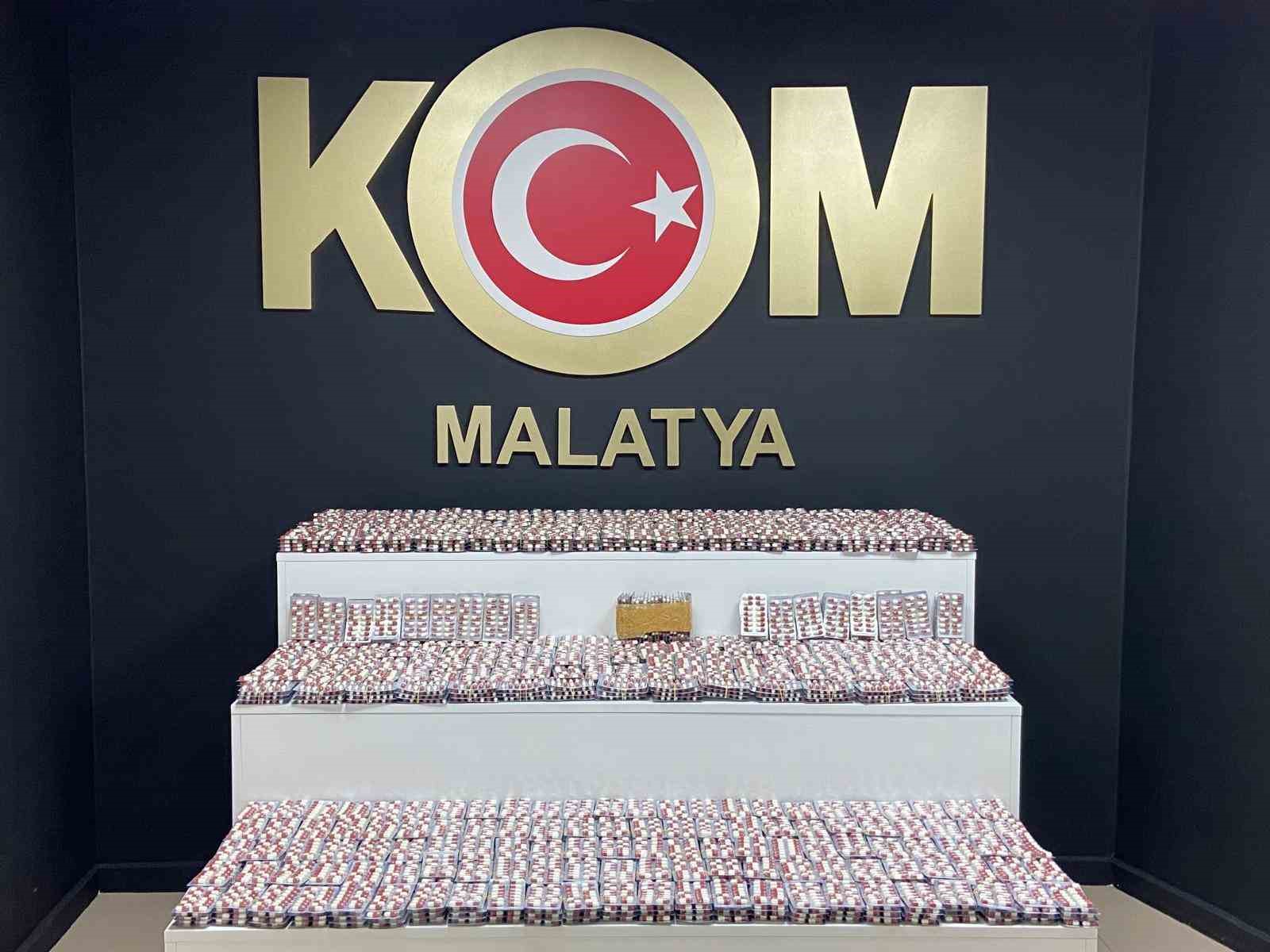 Malatya’da 21 bin 672 adet sentetik ecza hap ele geçirildi