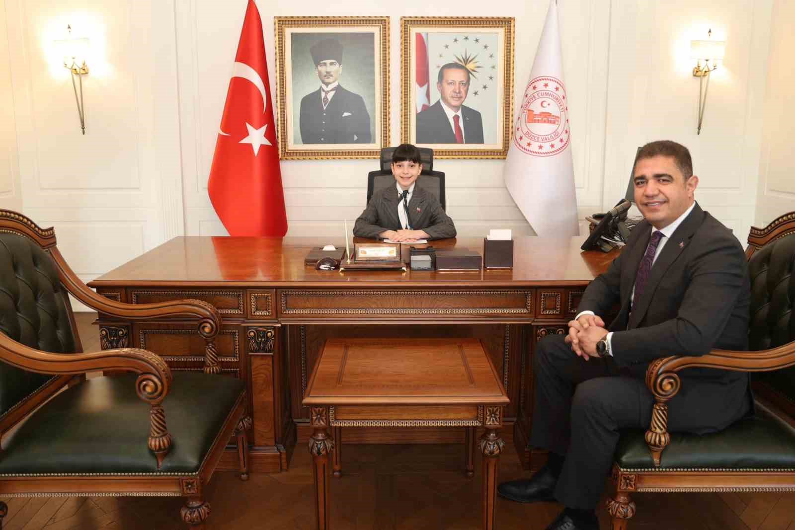 Düzce Valisi Nil Su Eylül Can oldu