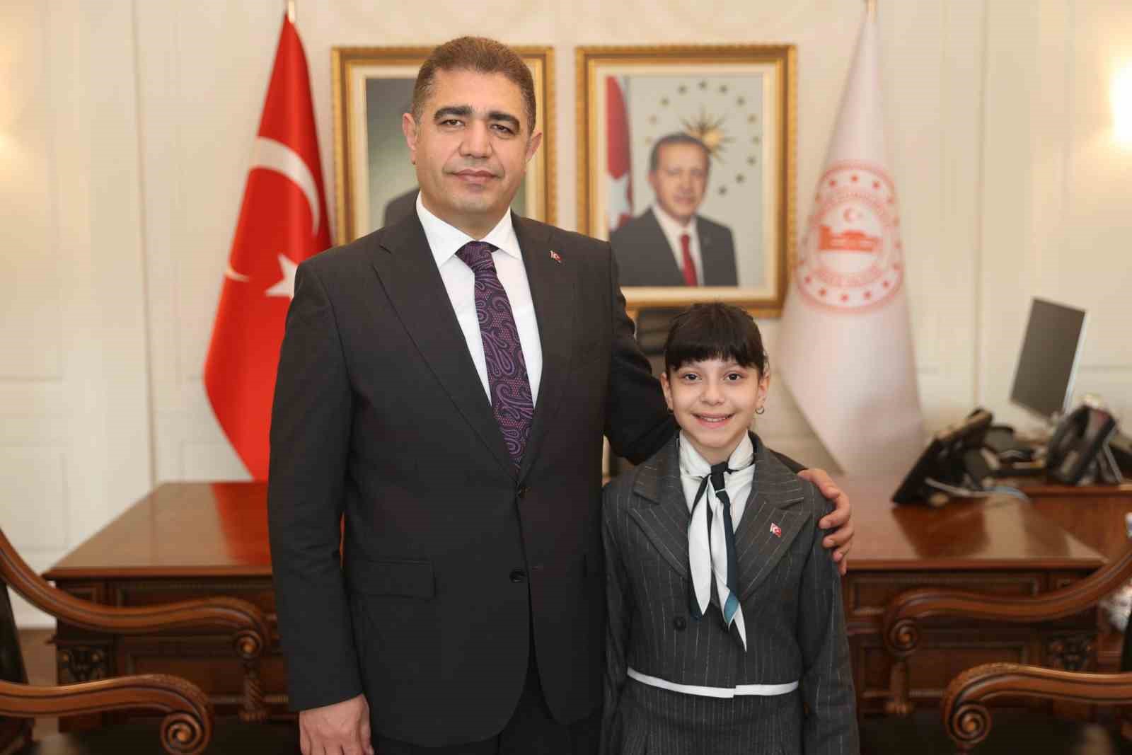 Düzce Valisi Nil Su Eylül Can oldu