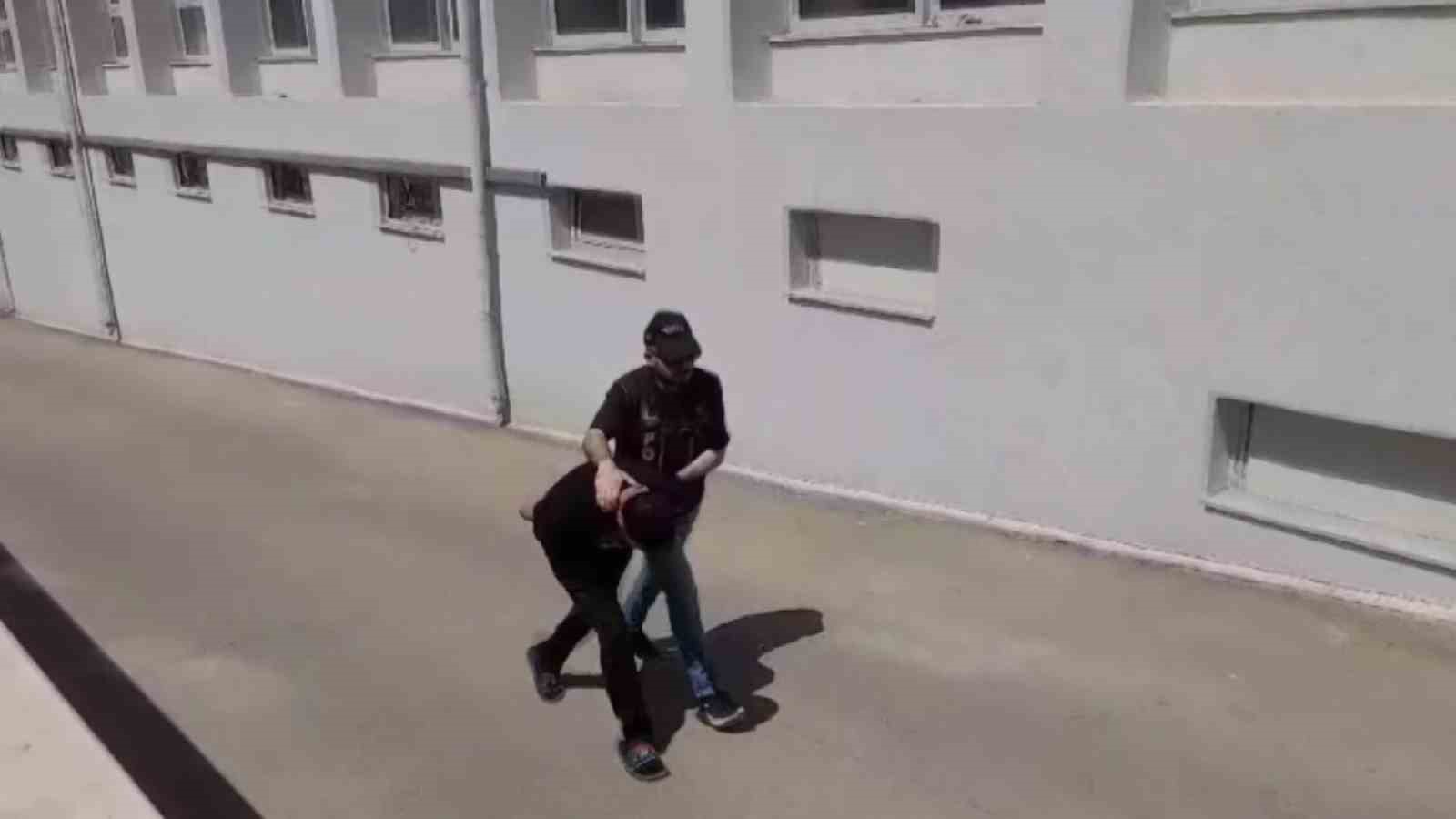 Valizinde 6 bin uyuşturucu hap çıktı, "İçiciyim" diyerek paçayı kurtarmak istedi