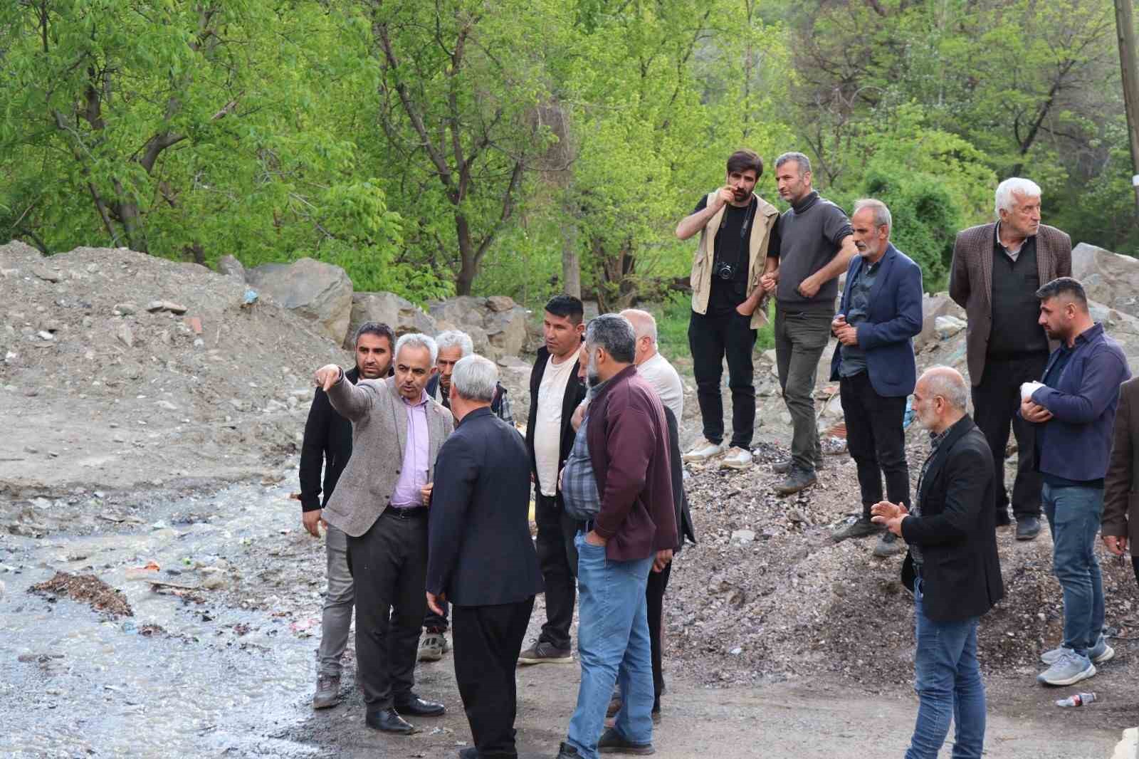 Köylüler dertlerini tek tek Başkana anlattı