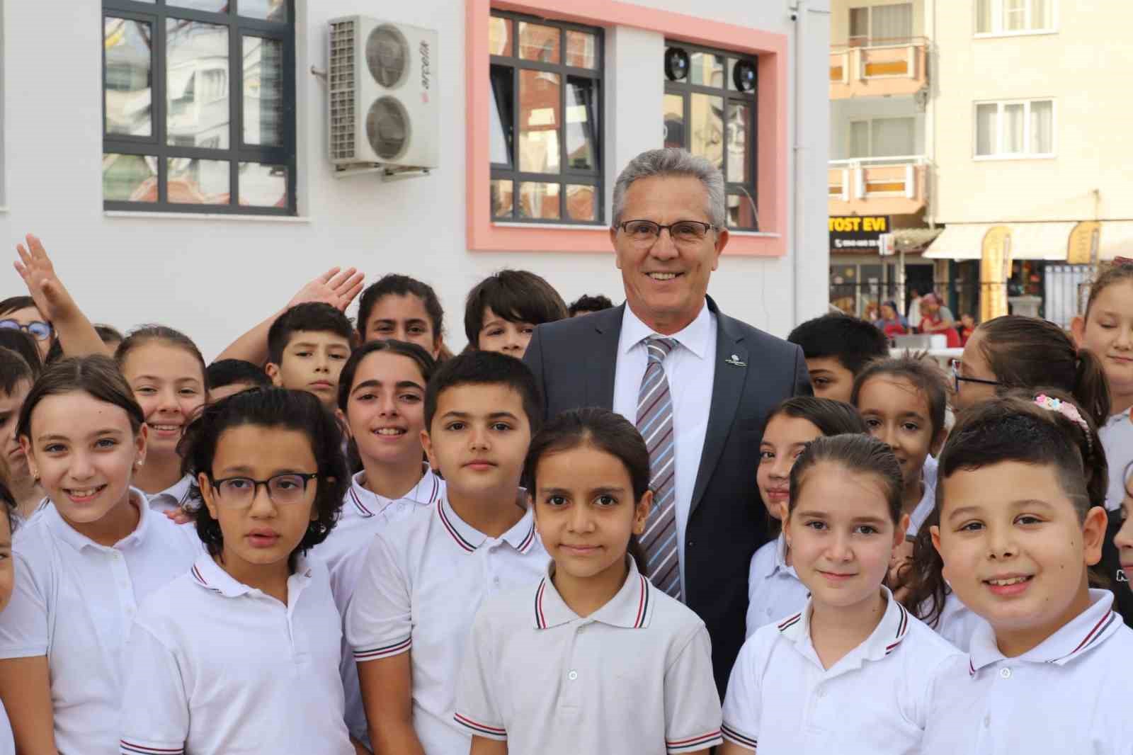 Başkan Tetik’ten 23 Nisan mesajı