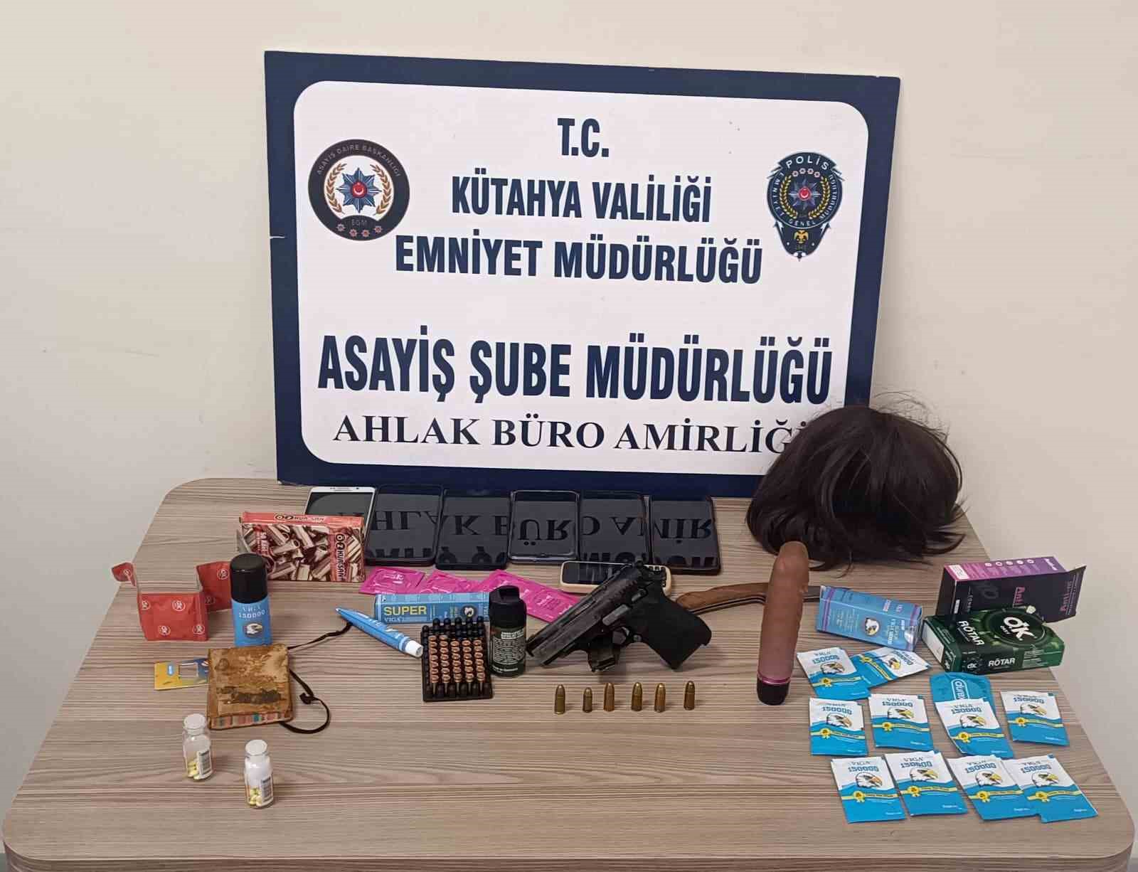 Kütahya’da fuhuş operasyonu: 6 gözaltı, 13 kadın kurtarıldı