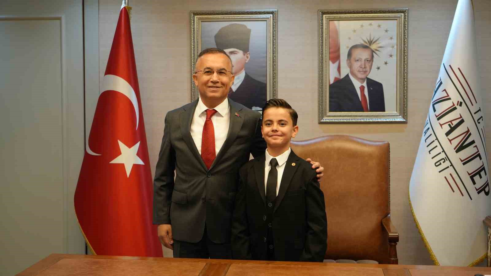 Vali Çeber, 23 Nisan’da koltuğunu devretti