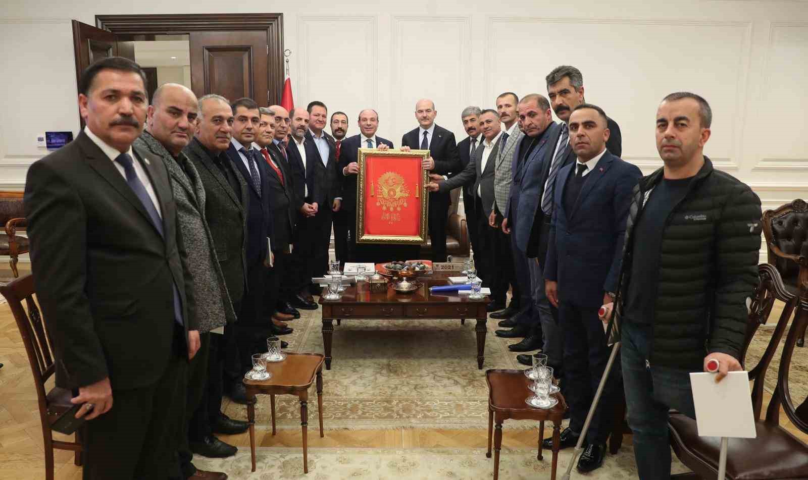 15 Temmuz Demokrasi Şehitleri, Gazileri ve Terör Mağdurları Derneği Genel Başkanı Gündüz’den Özgür Özel’e tepki