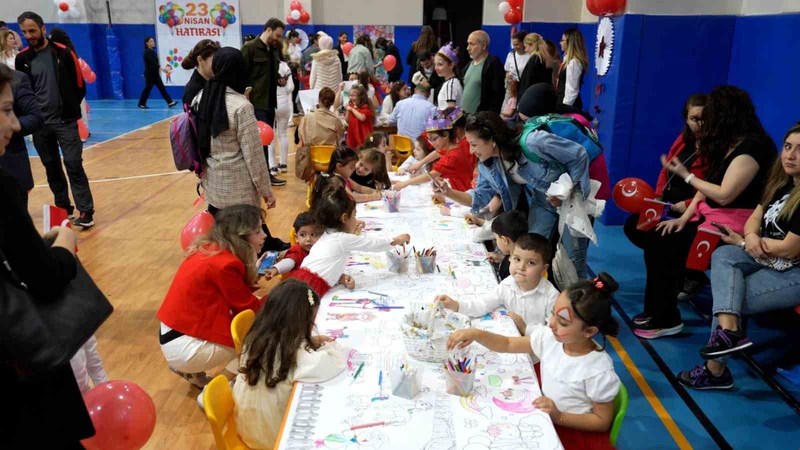 Maltepe’de miniklerin 23 Nisan coşkusu

