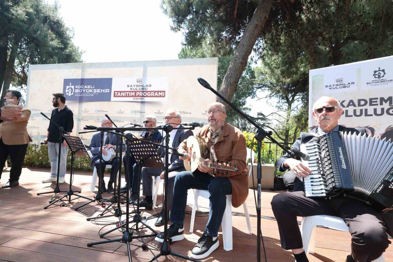 İzmit’te çınarlara özel kulüp