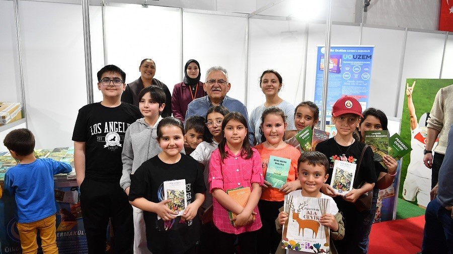 Büyükşehir kütüphanelerinde ilk 4 ayda ziyaretçi sayısı yarım milyonu geçti