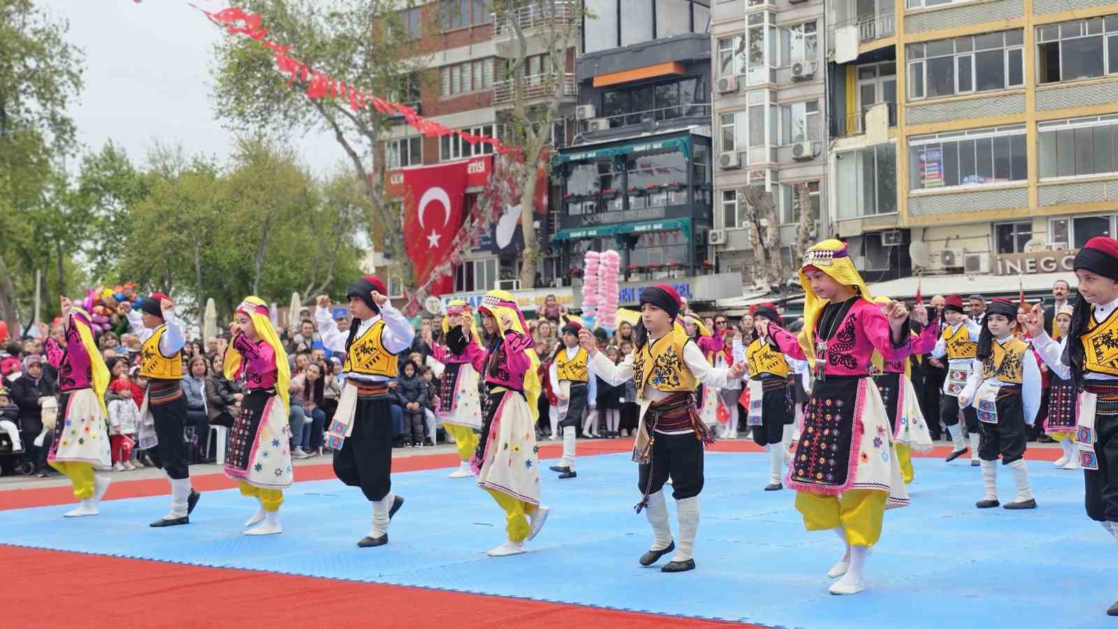 Bandırmalı Çocuklar 23 Nisan’ı coşkuyla kutladı