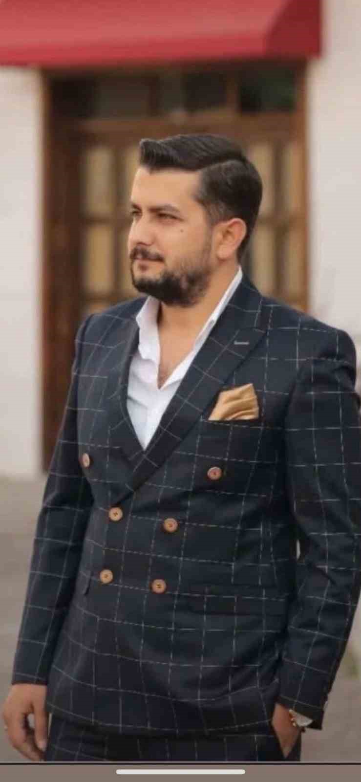 Şanlıurfa&rsquo;da park halindeki ara&ccedil;lara &ccedil;arpan otomobil takla attı: 2 &ouml;l&uuml;, 1 yaralı
