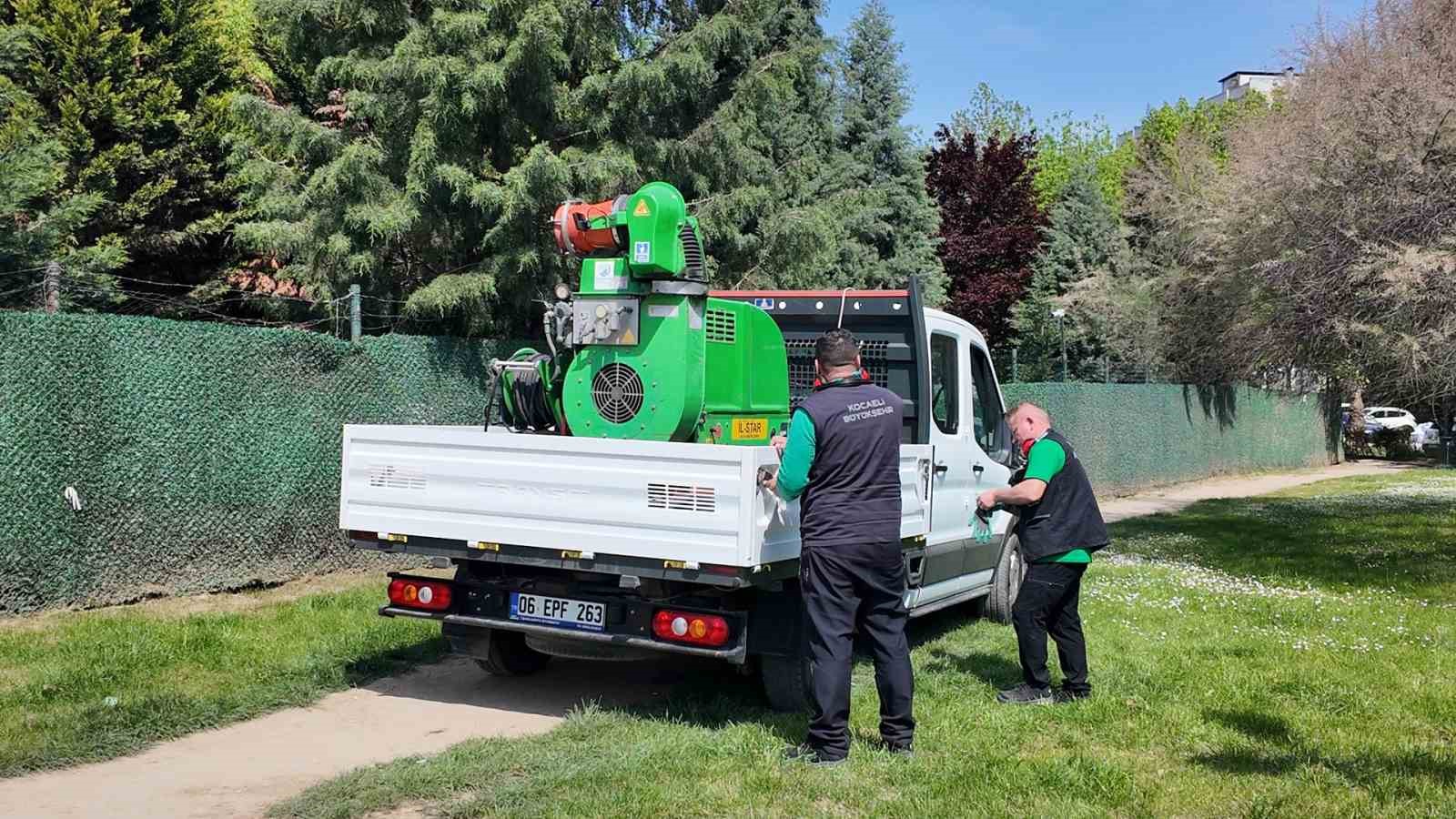 Sivrisineksiz bir yaz için ekipler sahada