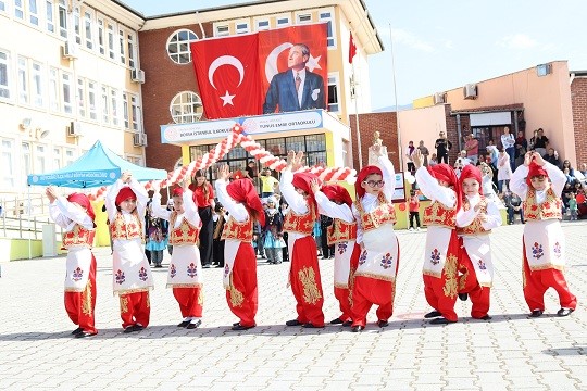 K&ouml;yceğiz&rsquo;de 23 Nisan Ulusal Egemenlik ve &Ccedil;ocuk Bayramı kutlandı

