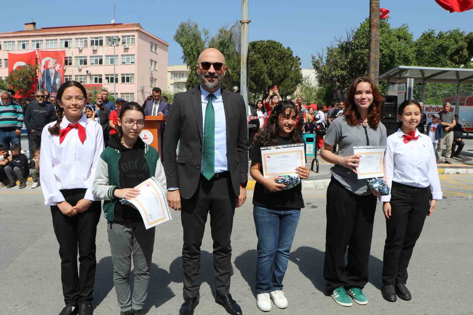 S&ouml;ke&rsquo;de 23 Nisan t&ouml;renlerle kutlandı
