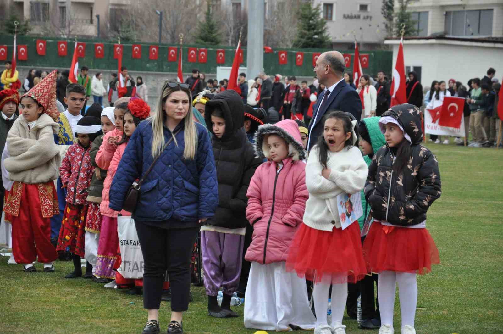 Kars&rsquo;ta 23 Nisan coşkuyla kutlandı
