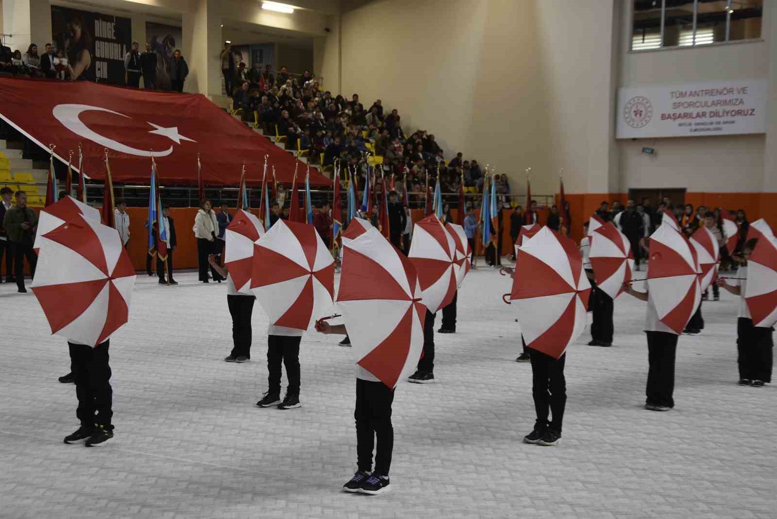 Bitlis’te 23 Nisan coşkusu