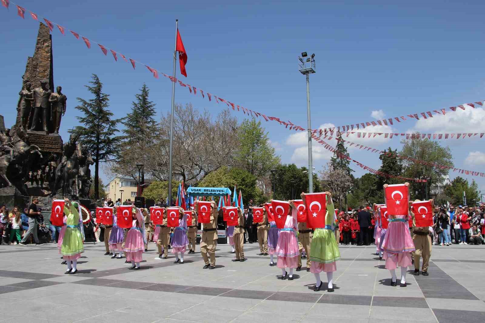 23 Nisan Ulusal Egemenlik ve &Ccedil;ocuk Bayramı Uşak&rsquo;ta coşku ile kutlandı
