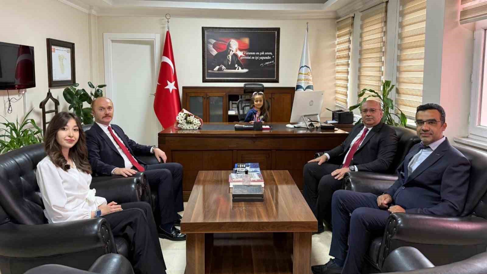 Kaymakam Yavuz, koltuğunu minik Nursima’ya devretti
