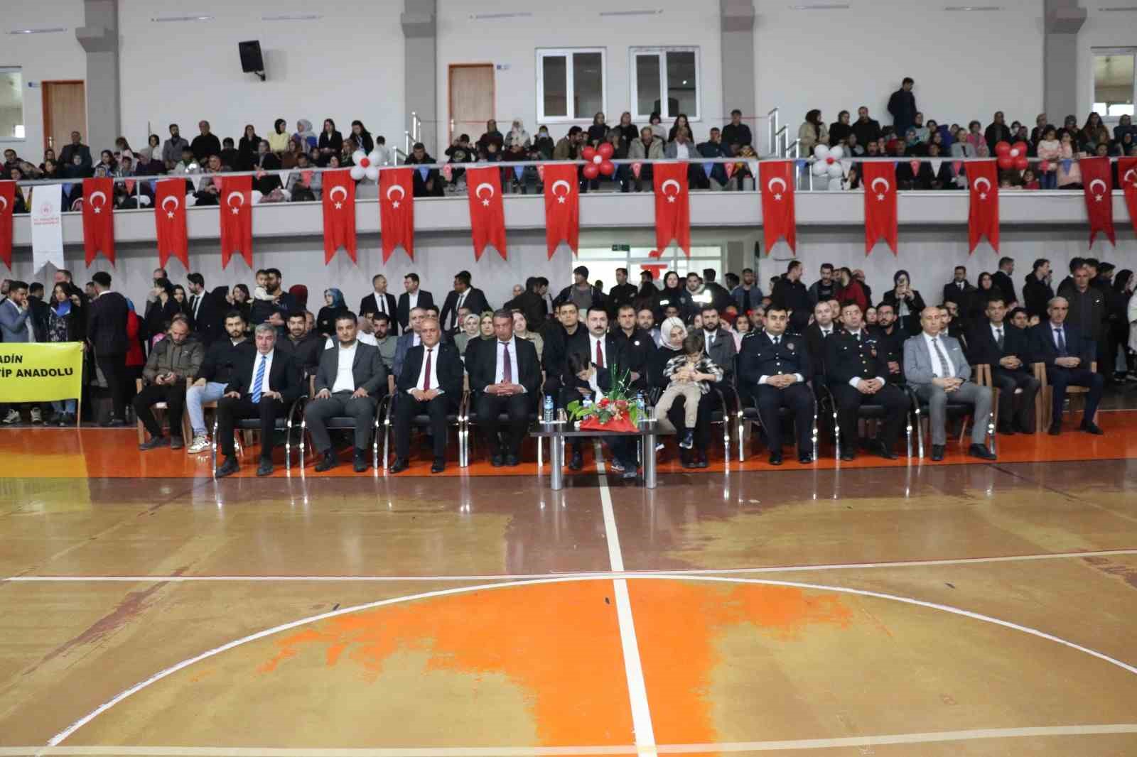 Diyadin&rsquo;de 23 nisan coşkusu
