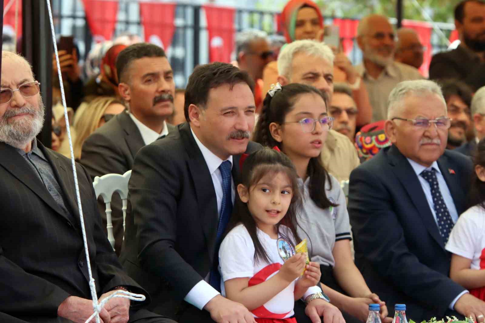 Kayseri’de 23 Nisan coşkusu