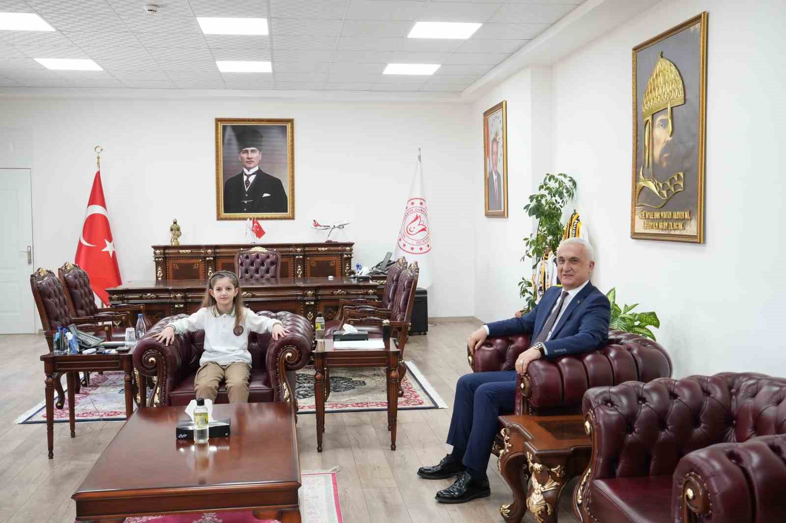 Muş’ta 23 Nisan coşkusu