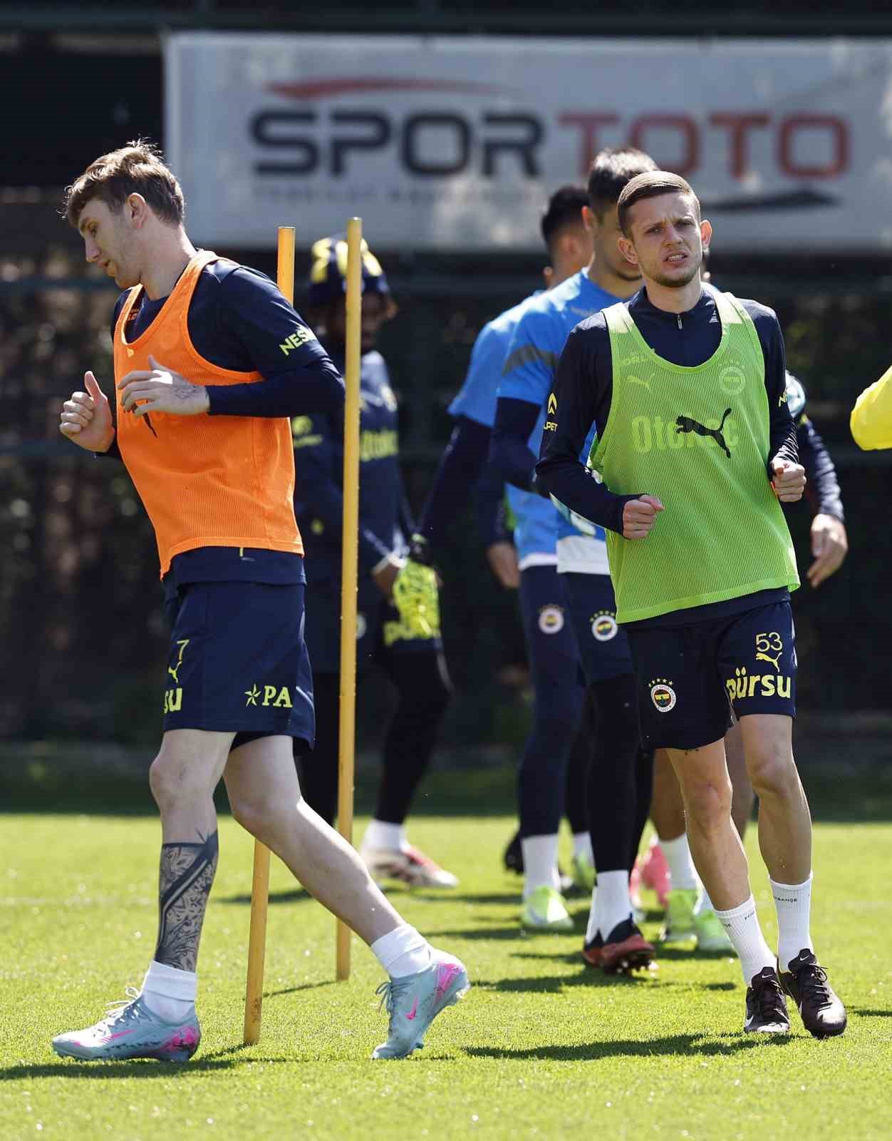 Fenerbahçe, Gaziantep FK maçı hazırlıklarına devam etti
