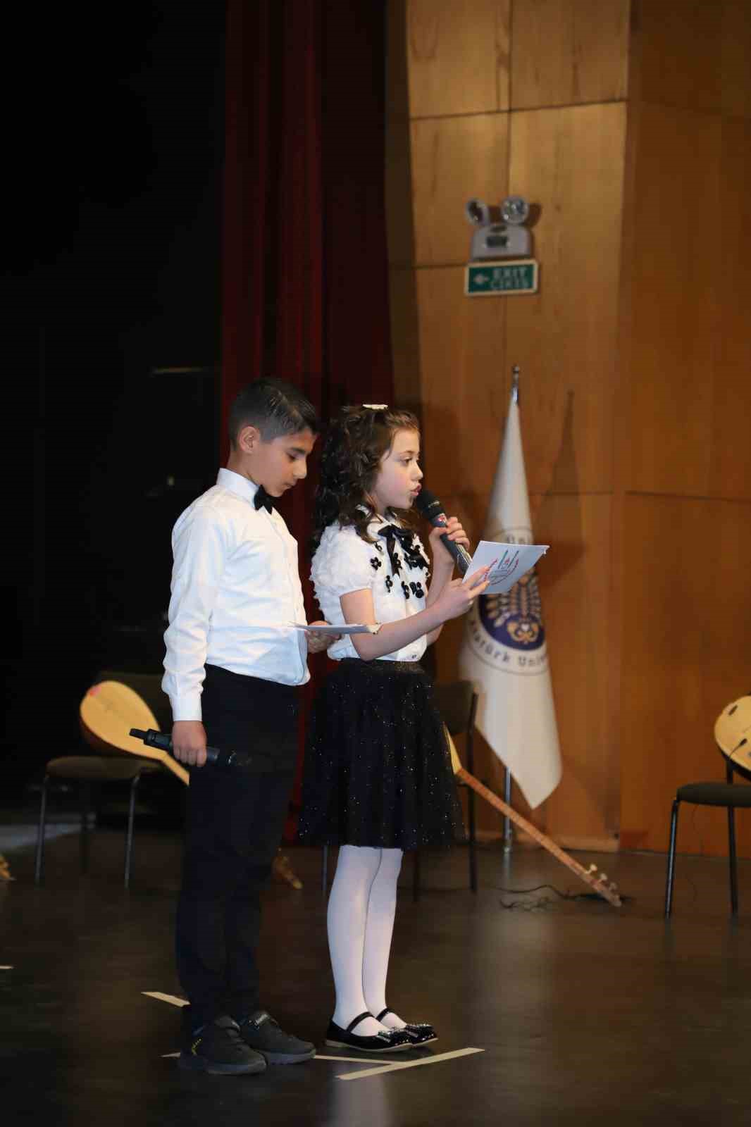 Atatürk Üniversitesi’nde 23 Nisan coşkusu
