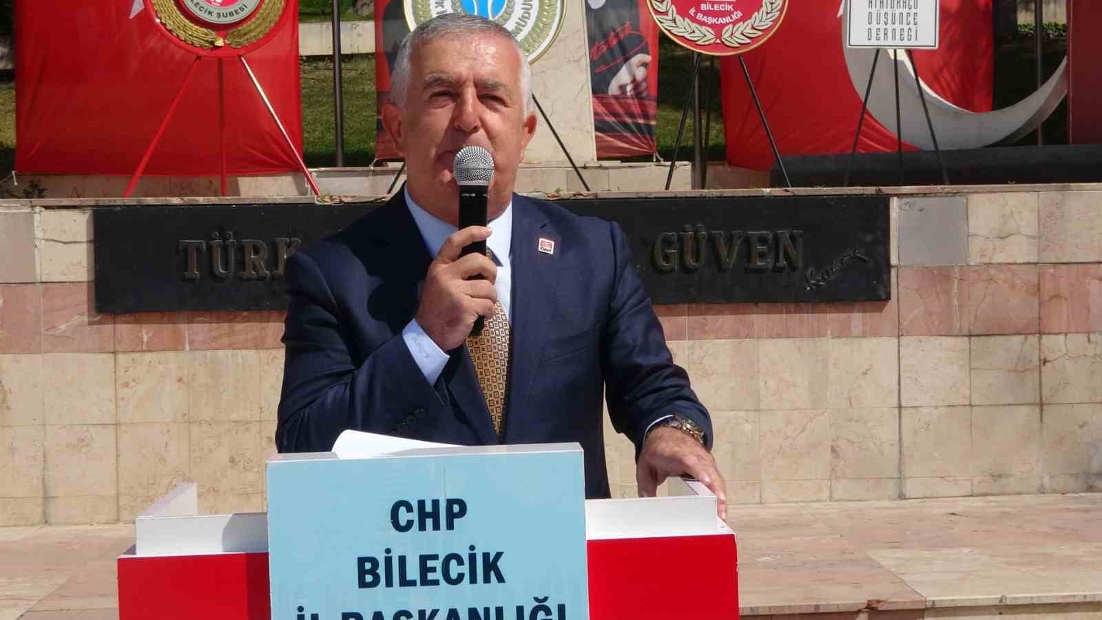 Başkan Subaşı,  CHP&rsquo;den alternatif &ccedil;elenk sunma t&ouml;renine katıldı
