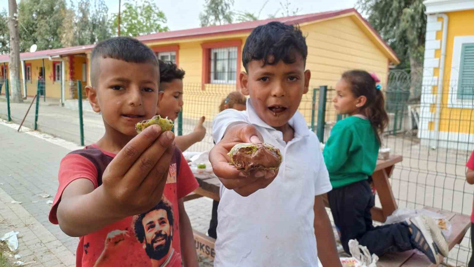 K&ouml;y okulunda 30 sene sonra 23 Nisan coşkusu
