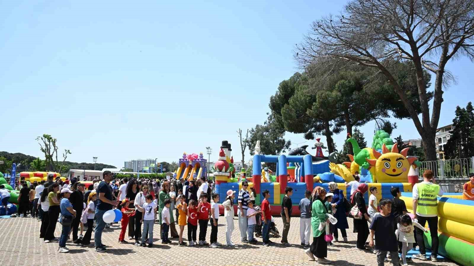 Başkan Çerçioğlu’ndan çocuklara 23 Nisan hediyesi