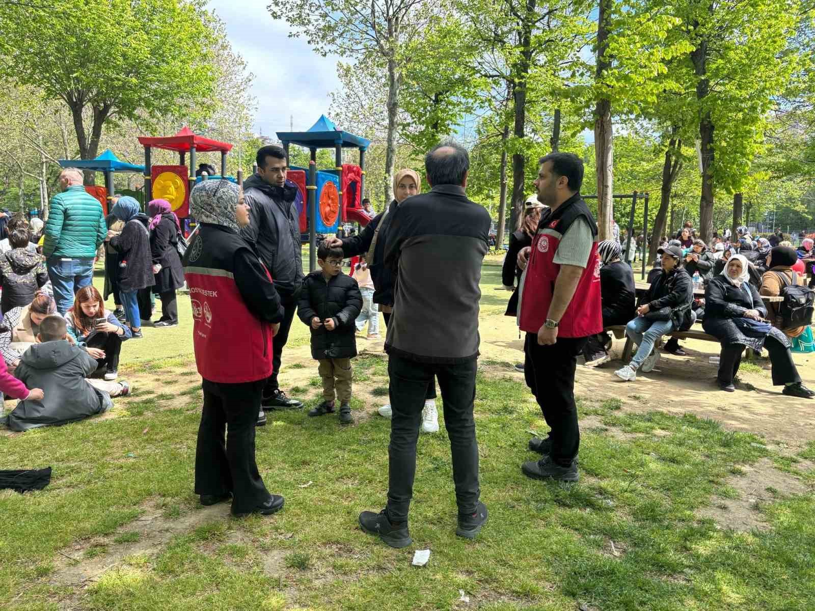 İstanbul’da deprem sonrası psikososyal destek ekipleri göreve başladı