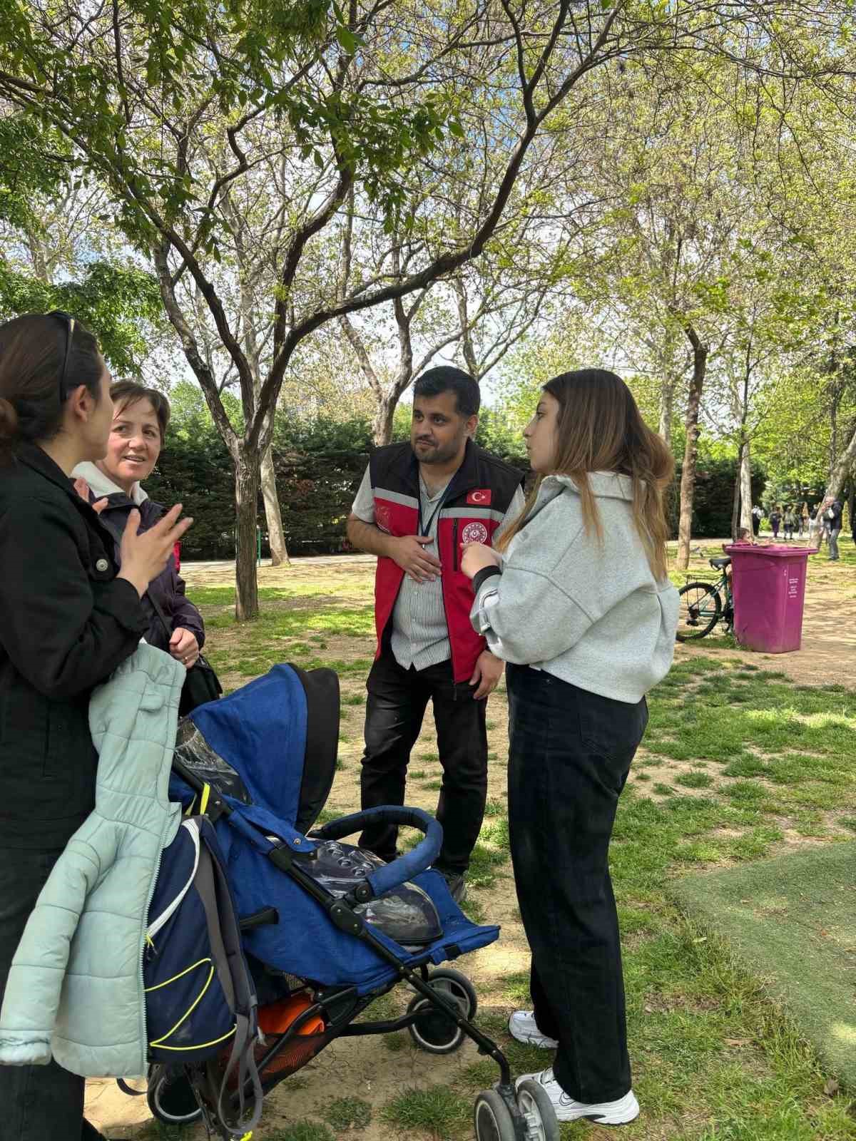 İstanbul&rsquo;da deprem sonrası psikososyal destek ekipleri g&ouml;reve başladı
