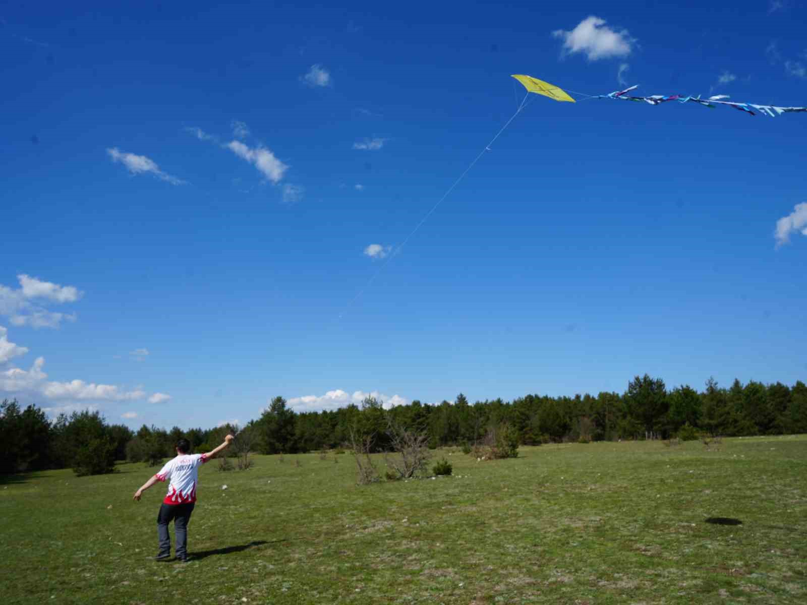 Kastamonu’da çocuklar uçurtma şenliğinde buluştu