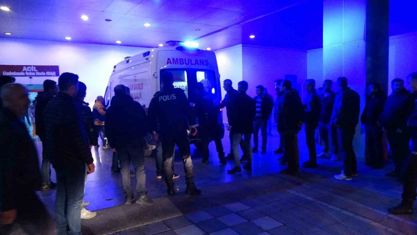 Malatya’da halı sahada maç yaparken kalp krizi geçiren komiser kurtarılamadı