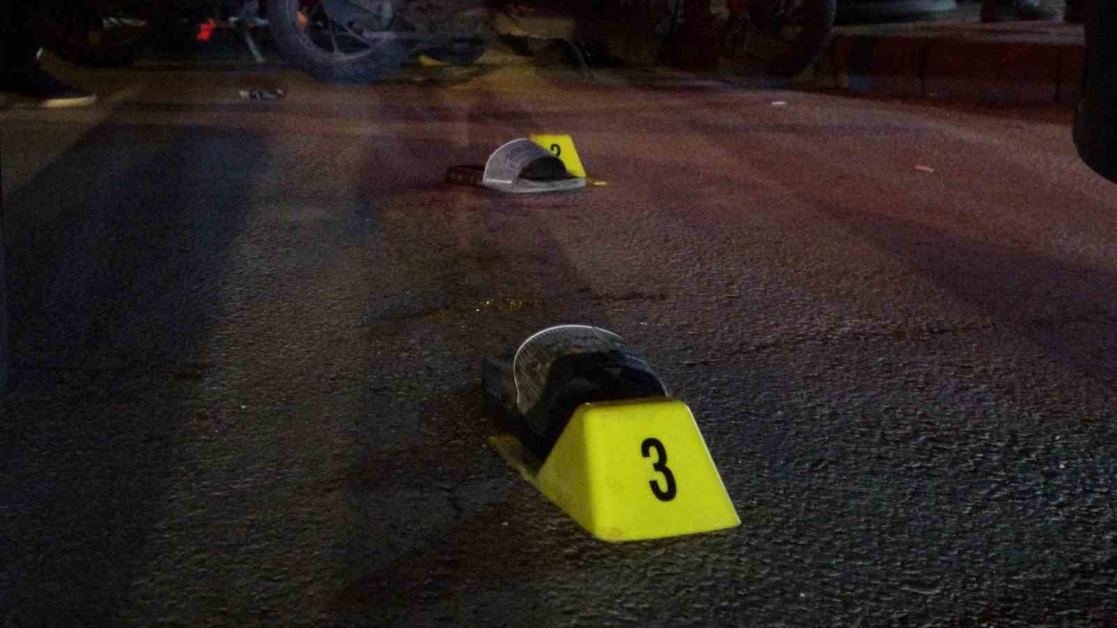 Dürümcü çalışanı ile inşaat işçilerinin kavgası kanlı bitti