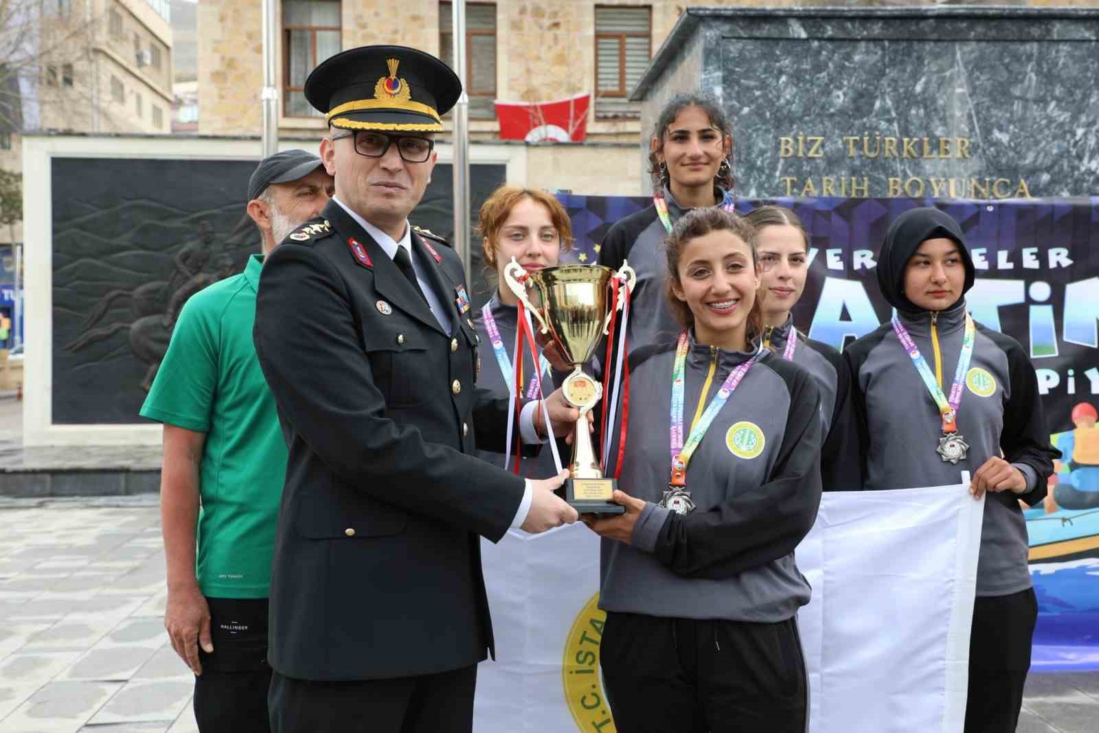 Raftingin şampiyonları belli oldu