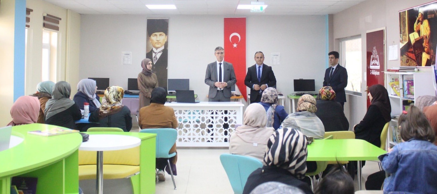 Bayburt’ta ebeveyn okulu etkinlikleri
