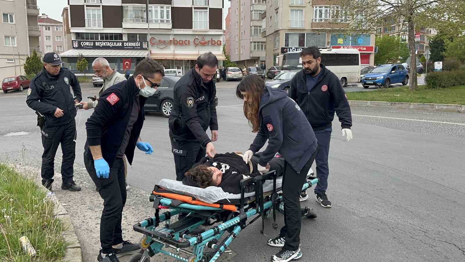 Kayıp genç kadını polis memuru buldu