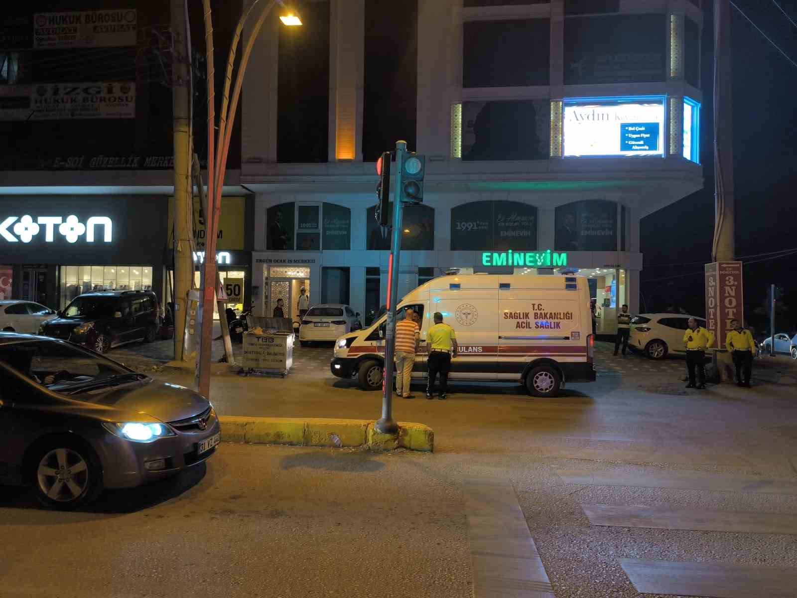 Dörtyol’da bıçaklı kavga: 2 yaralı