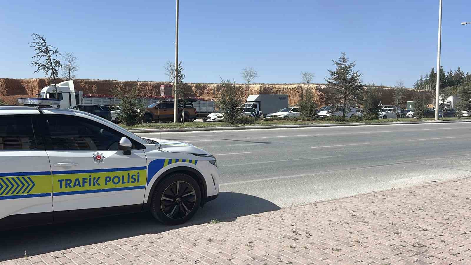 Otomobilin çarptığı bisikletli çocuk öldü