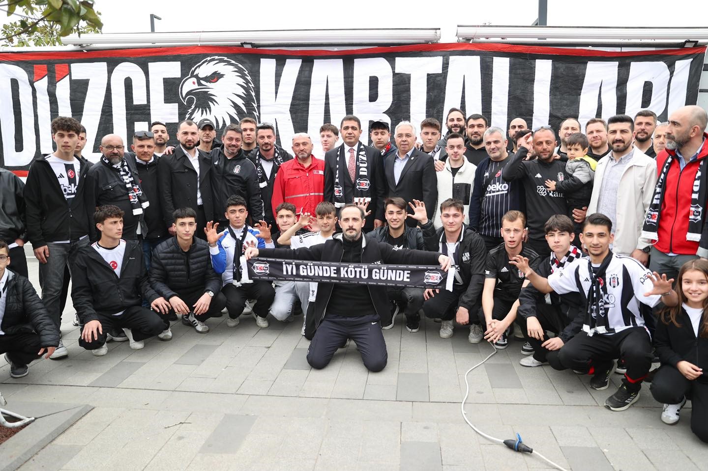 1903 D&uuml;zce Beşiktaşlılar Derneğinden kan bağışı kampanyası
